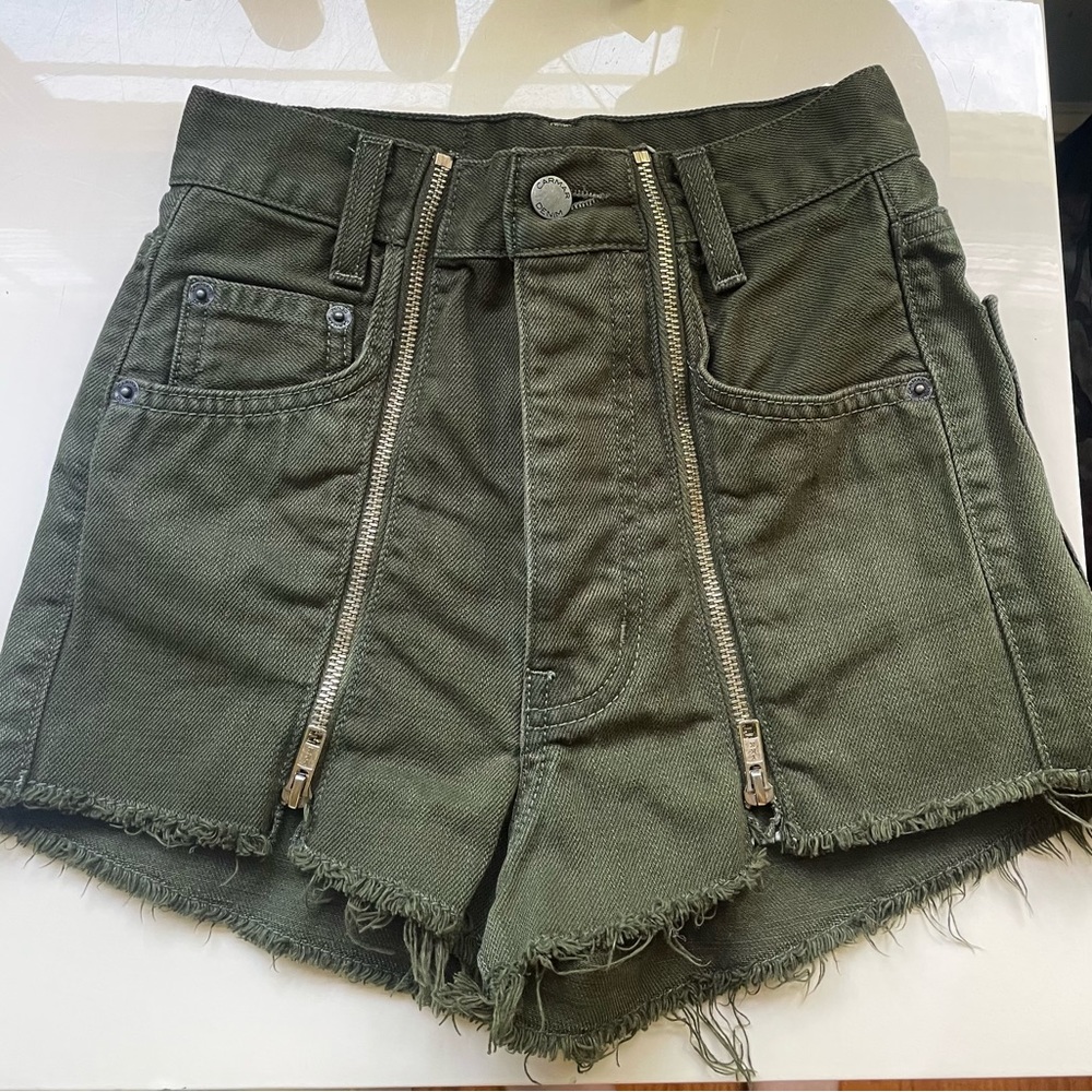 LF women's jean shorts. Size 24. Army green. Carmar brand.